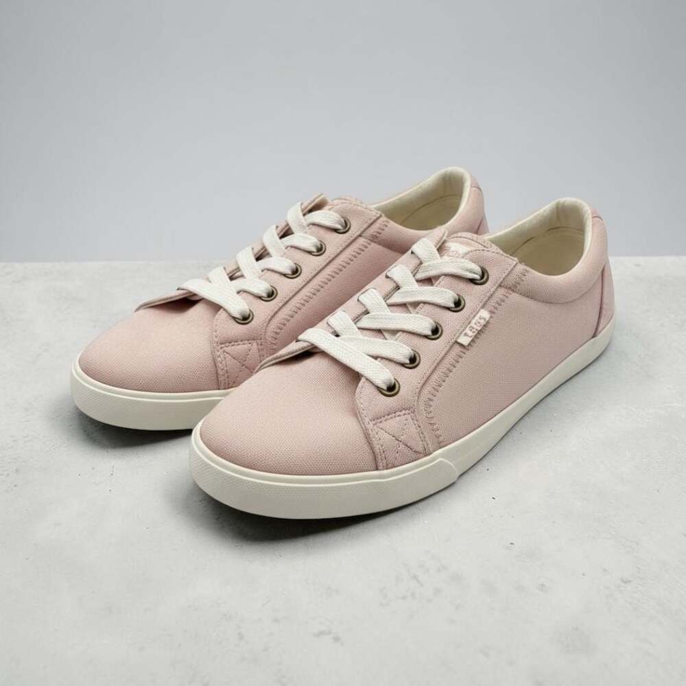 Taos Women's Star™ Sneaker in Shell Pink Hemp